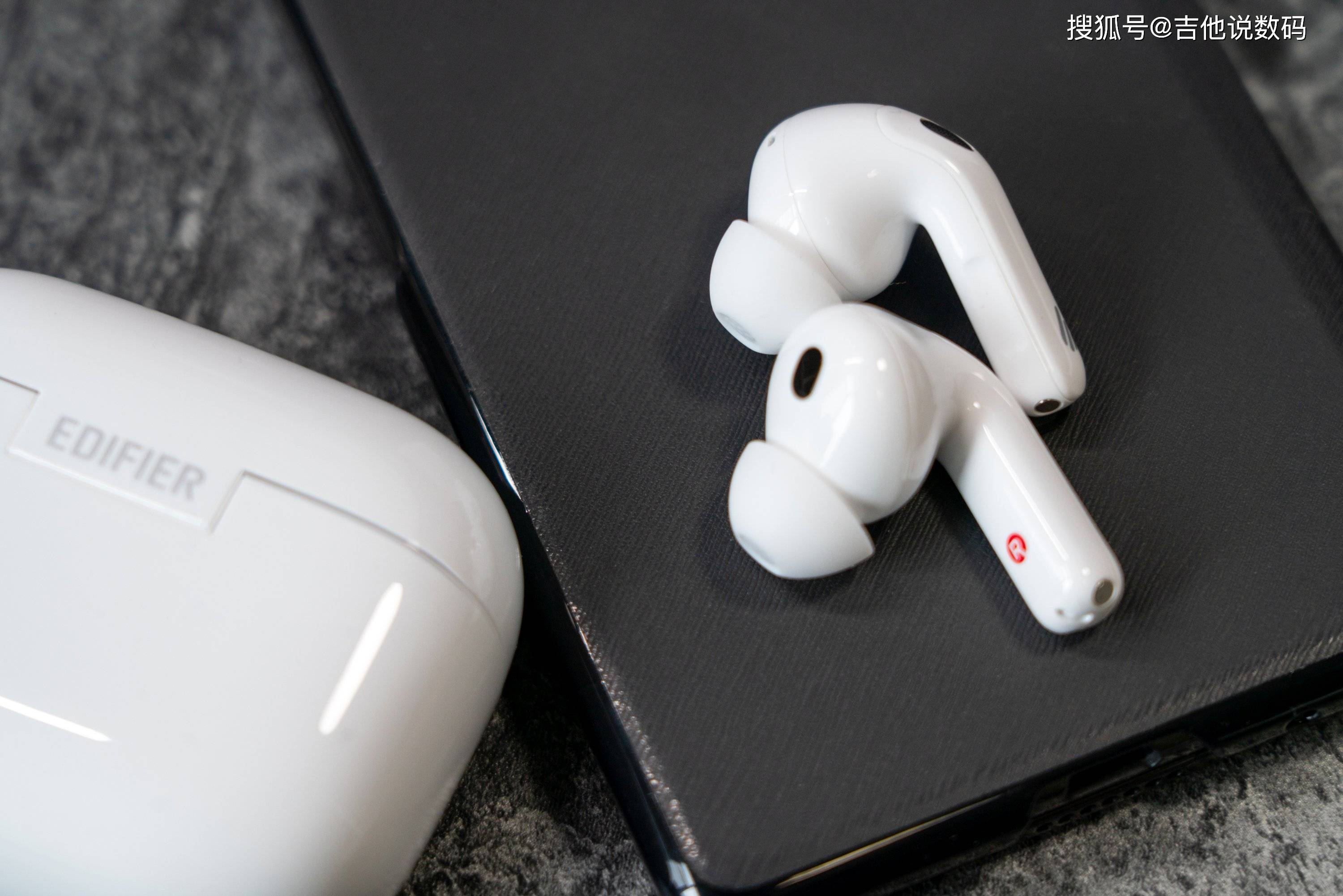 不必再为降噪牺牲音质？漫步者Lolli Pro5蓝牙耳机：被低估的卷王