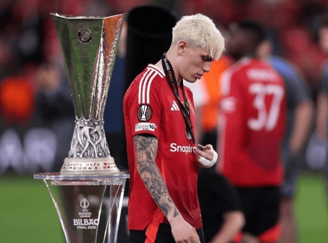 阿莫林:曼联的未来是青训!并已确定青训三原则